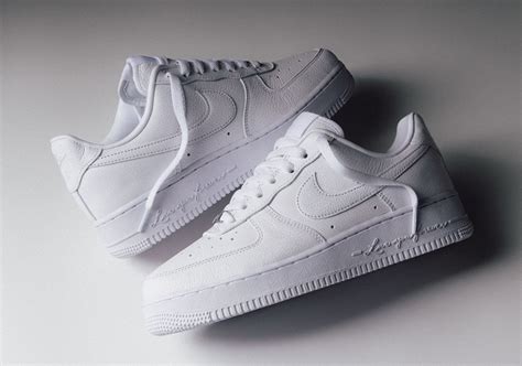 Nike By You Air Force 1 Trainers. Nike NL.